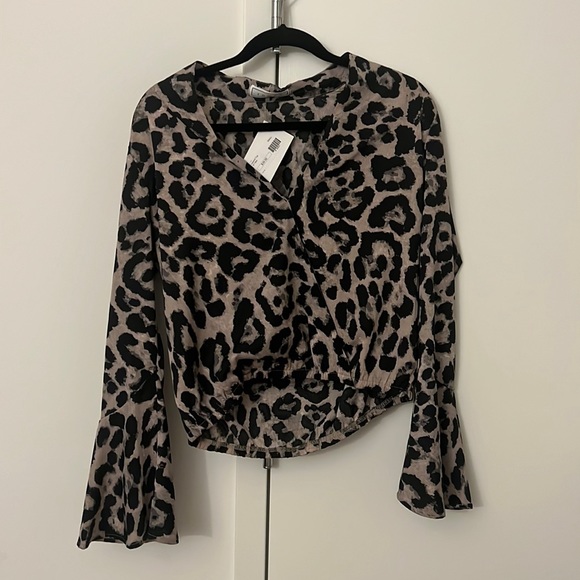 NWT Leopard blouse - Picture 1 of 4